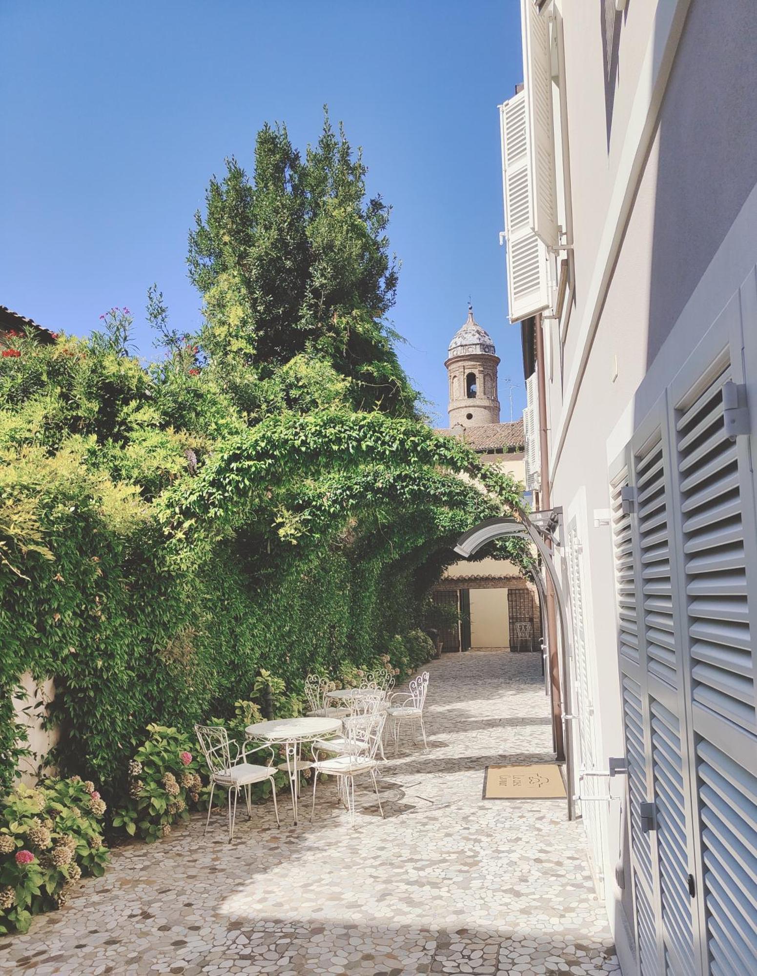 Le Case Cavour Ravenna Bagian luar foto